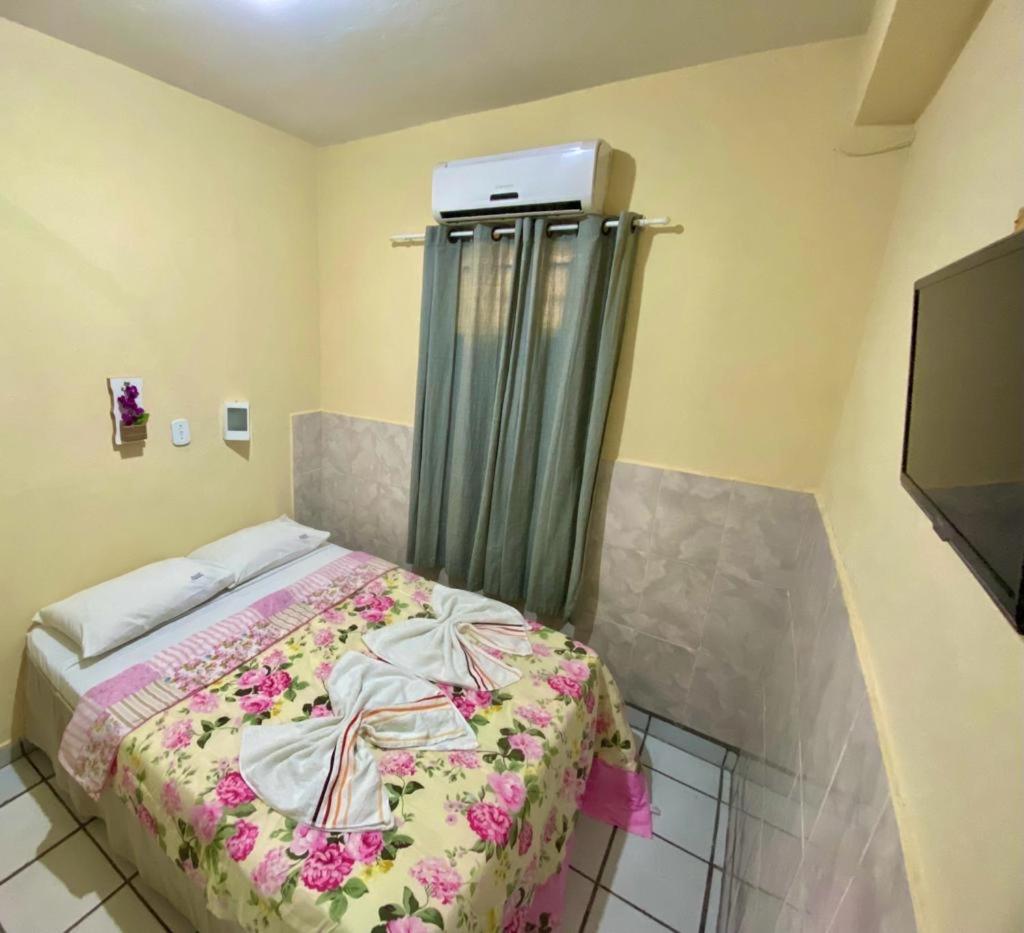 Pousada Violeiro Hotel เลนโซยส์ ภายนอก รูปภาพ